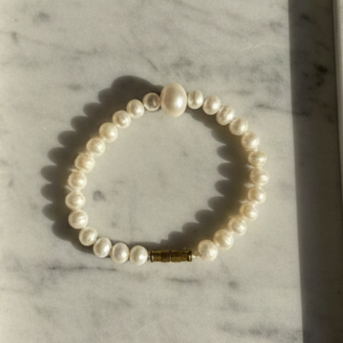 Luminous Handcrafted Natural Freshwater Pearl Bracelet