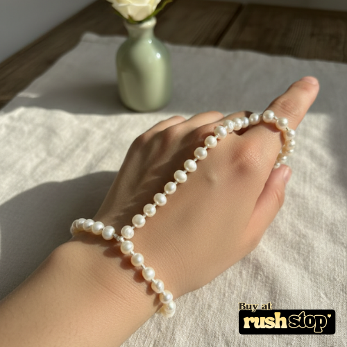 Natural freshwater pearl hand harness chain for elegant styling